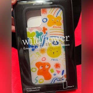 Wildflower iphone case 11